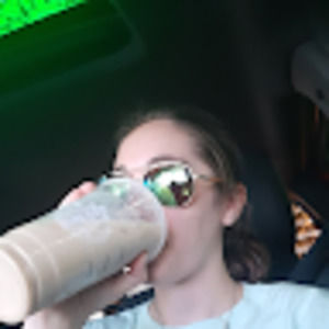 Meet your Posher, Kaitlin